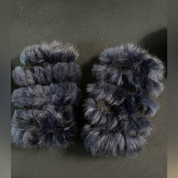 Dark Blue Rabbit Fur Cuffs Wrist Warmer Wristband - Picture 1 of 4